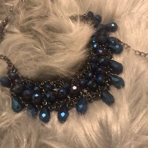 Pre-loved navy blue tear drops short necklace